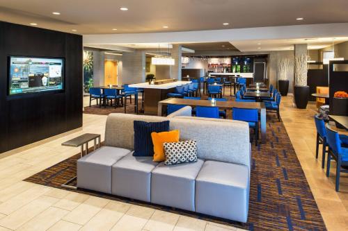 Imagen general del Hotel Courtyard By Marriott Palm Desert. Foto 5