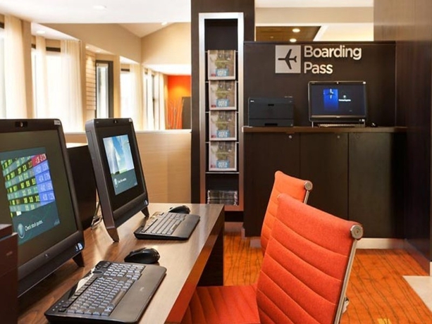 Imagen general del Hotel Courtyard By Marriott Palm Springs. Foto 4