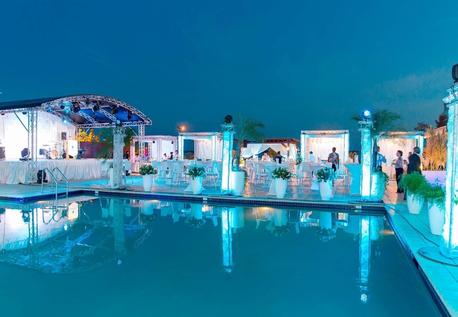 Imagen de los exteriores del Hotel Courtyard By Marriott Paramaribo. Foto 11