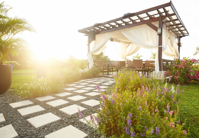 Imagen de los exteriores del Hotel Courtyard By Marriott Paramaribo. Foto 12