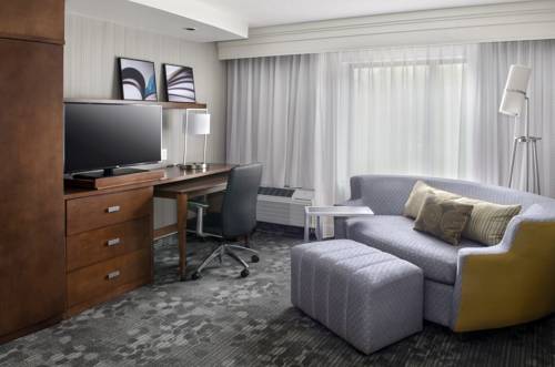Imagen de la habitación del Hotel Courtyard By Marriott Paramus. Foto 7