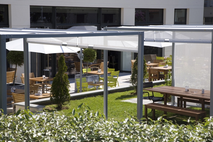 Imagen de los exteriores del Hotel Courtyard By Marriott Paris La Defense West - Colombes. Foto 12