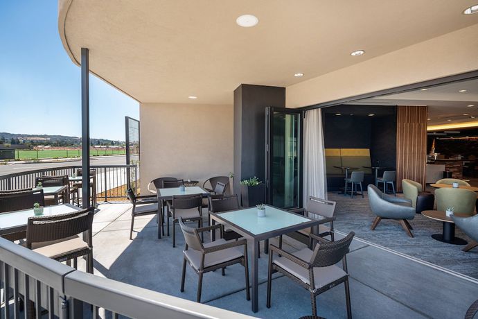 Imagen de la habitación del Hotel Courtyard By Marriott Petaluma Sonoma County. Foto 3