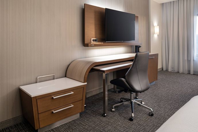 Imagen de la habitación del Hotel Courtyard By Marriott Petaluma Sonoma County. Foto 13