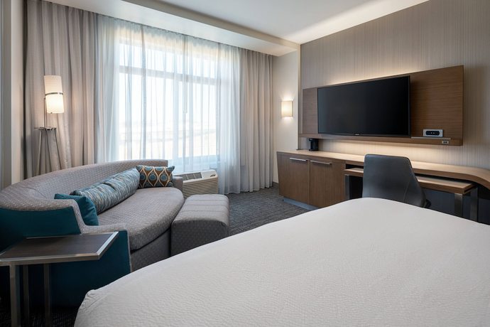 Imagen de la habitación del Hotel Courtyard By Marriott Petaluma Sonoma County. Foto 14