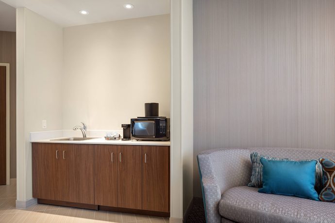 Imagen de la habitación del Hotel Courtyard By Marriott Petaluma Sonoma County. Foto 15