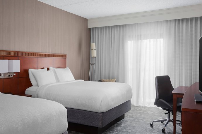 Imagen de la habitación del Hotel Courtyard By Marriott Philadelphia Devon/villanova. Foto 10