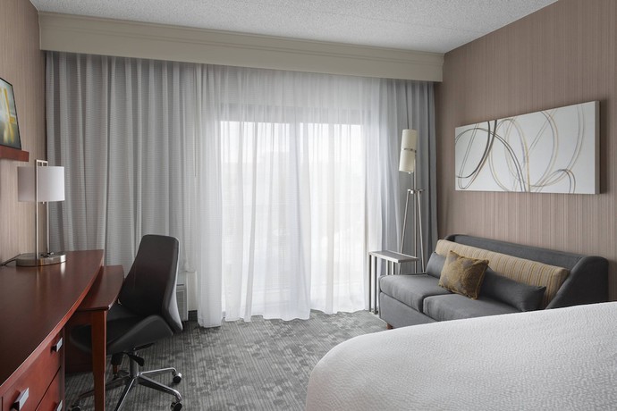 Imagen de la habitación del Hotel Courtyard By Marriott Philadelphia Devon/villanova. Foto 11