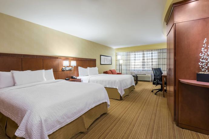 Imagen de la habitación del Hotel Courtyard By Marriott Philadelphia Montgomeryville. Foto 7