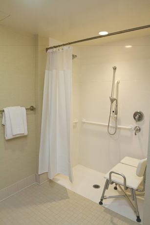 Imagen de la habitación del Hotel Courtyard By Marriott Philadelphia Springfield. Foto 3