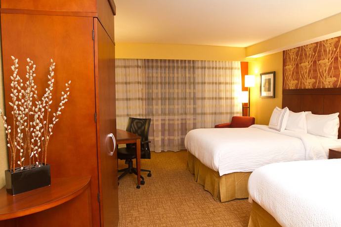 Imagen de la habitación del Hotel Courtyard By Marriott Philadelphia Springfield. Foto 4