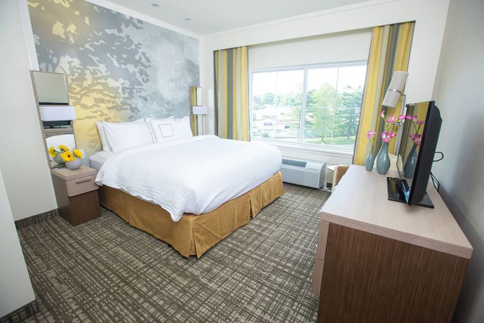 Imagen de la habitación del Hotel Courtyard By Marriott Philadelphia Springfield. Foto 7