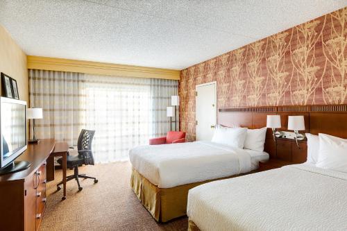 Imagen de la habitación del Hotel Courtyard By Marriott Phoenix Airport. Foto 17