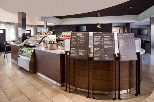 Imagen general del Hotel Courtyard By Marriott Phoenix Airport. Foto 12