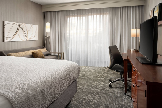 Imagen de la habitación del Hotel Courtyard By Marriott Phoenix Mesa. Foto 6