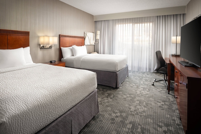 Imagen de la habitación del Hotel Courtyard By Marriott Phoenix Mesa. Foto 7