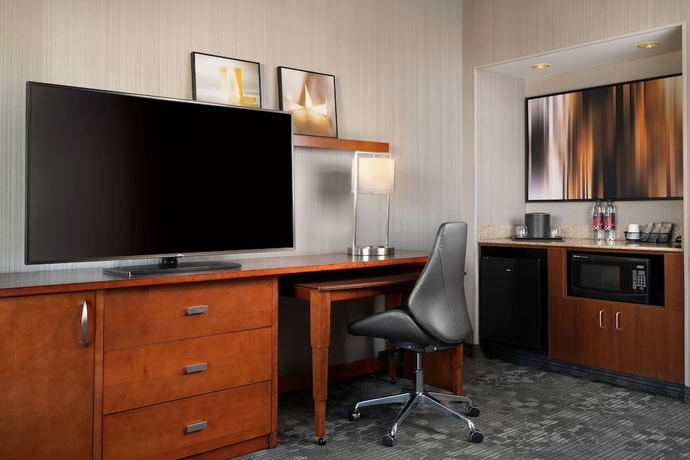 Imagen de la habitación del Hotel Courtyard By Marriott Phoenix Mesa. Foto 10