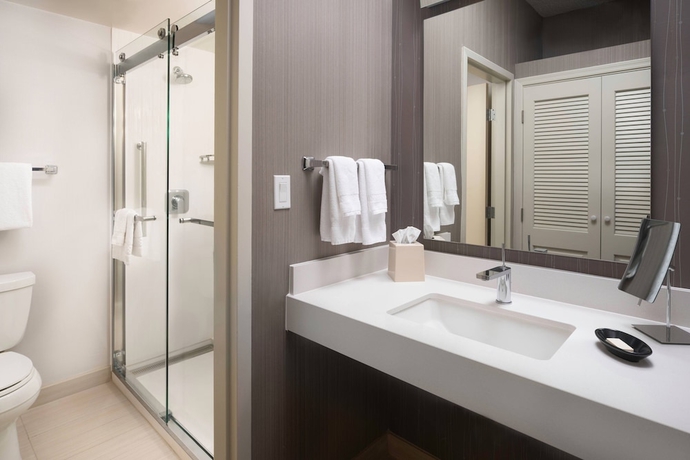Imagen de la habitación del Hotel Courtyard By Marriott Phoenix Mesa. Foto 14