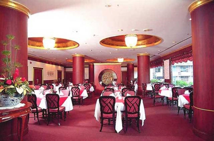 Imagen del bar/restaurante del Hotel Courtyard By Marriott Phuket Town. Foto 4