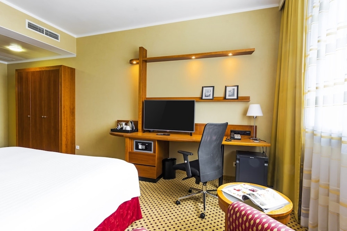 Imagen de la habitación del Hotel Courtyard By Marriott Pilsen. Foto 5