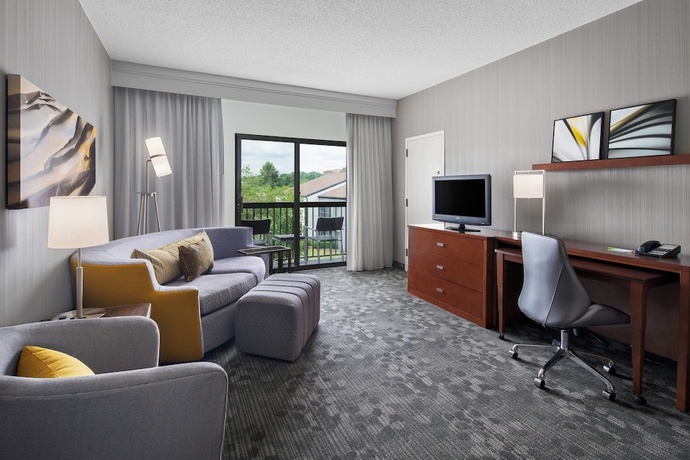 Imagen de la habitación del Hotel Courtyard By Marriott Pittsburgh Airport. Foto 10