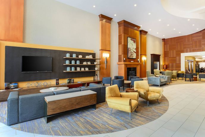 Imagen de los interiores del Hotel Courtyard By Marriott Pittsburgh Downtown. Foto 18