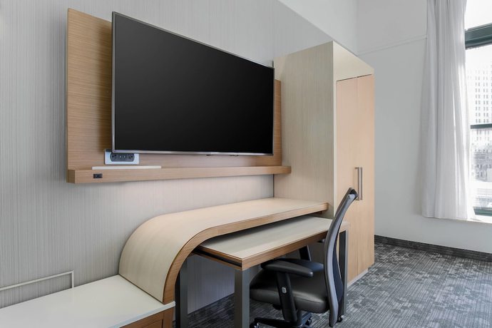 Imagen de la habitación del Hotel Courtyard By Marriott Pittsburgh Downtown. Foto 13