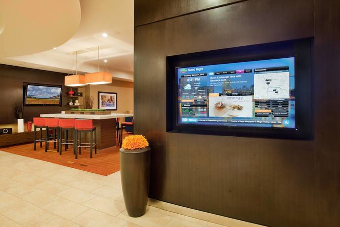 Imagen de los interiores del Hotel Courtyard By Marriott Pittsburgh North/cranberry Woods. Foto 10