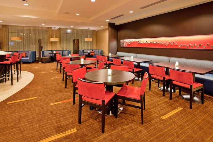 Imagen de los interiores del Hotel Courtyard By Marriott Pittsburgh North/cranberry Woods. Foto 12