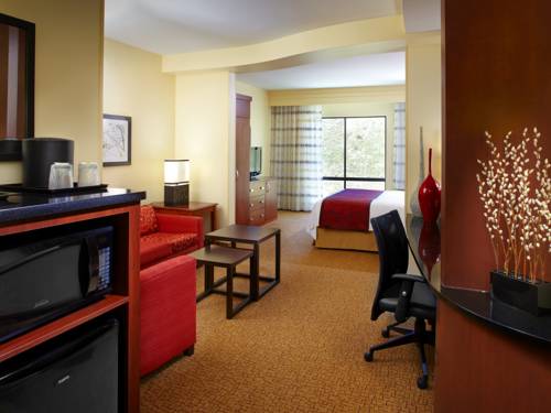 Imagen de la habitación del Hotel Courtyard By Marriott Pittsburgh Washington Meadow. Foto 6