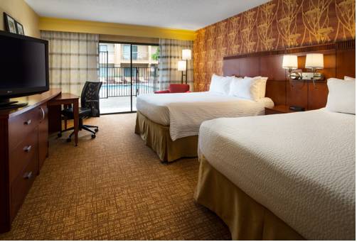 Imagen de la habitación del Hotel Courtyard By Marriott Pleasanton. Foto 7