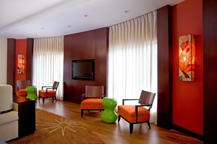 Imagen de los interiores del Hotel Courtyard By Marriott Port Of Spain. Foto 13
