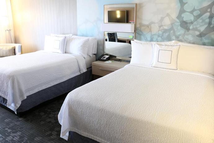 Imagen de la habitación del Hotel Courtyard By Marriott Portland Airport, Portland. Foto 3