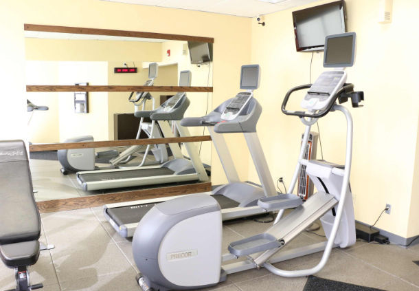 Imagen de los interiores del Hotel Courtyard By Marriott Portland Airport, Portland. Foto 10