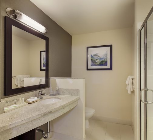 Imagen de la habitación del Hotel Courtyard By Marriott Portland City Center. Foto 5