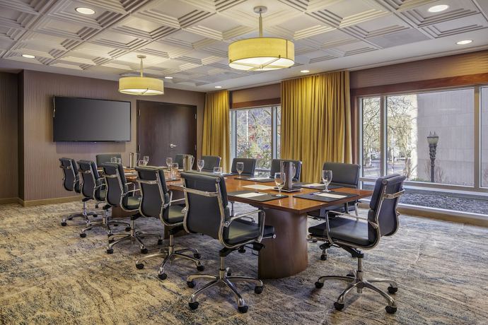 Imagen de los interiores del Hotel Courtyard By Marriott Portland City Center. Foto 18