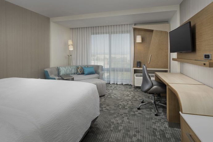 Imagen de la habitación del Hotel Courtyard By Marriott Portland East. Foto 2
