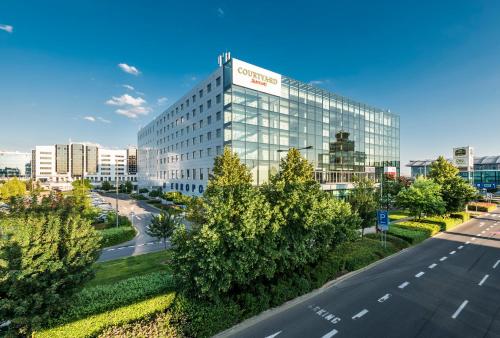 Imagen general del Hotel Courtyard By Marriott Prague Airport. Foto 4