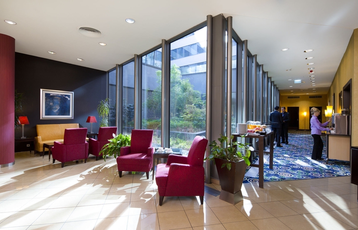 Imagen del bar/restaurante del Hotel Courtyard By Marriott Prague City. Foto 3