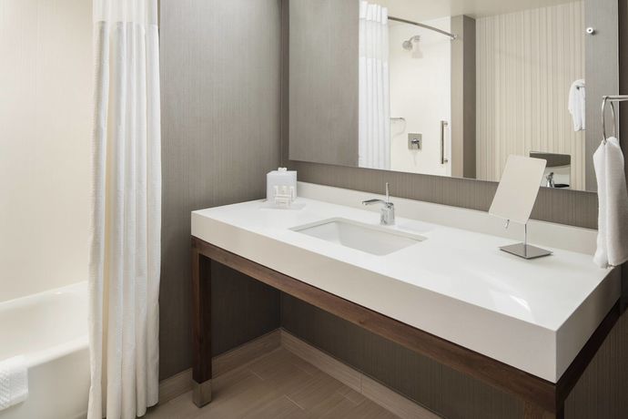 Imagen de la habitación del Hotel Courtyard By Marriott Prince George. Foto 9