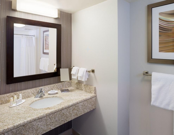 Imagen general del Hotel Courtyard By Marriott Providence Downtown. Foto 11