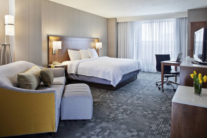 Imagen de la habitación del Hotel Courtyard By Marriott Pueblo Downtown. Foto 12