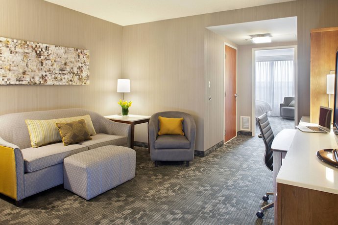 Imagen de la habitación del Hotel Courtyard By Marriott Pueblo Downtown. Foto 15