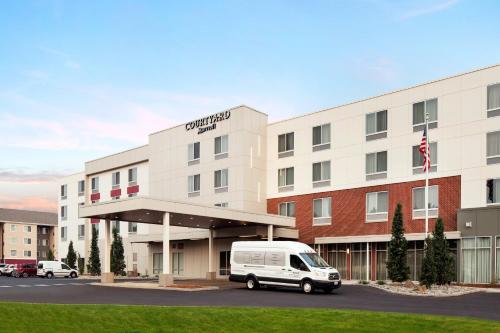 Imagen general del Hotel Courtyard By Marriott Pullman. Foto 3