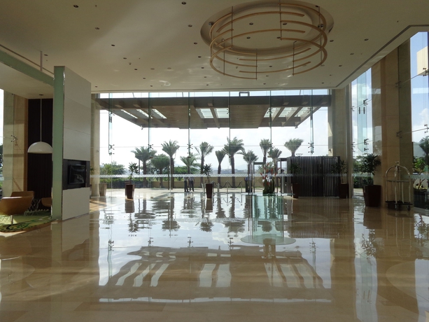 Imagen de los interiores del Hotel Courtyard By Marriott Pune Chakan. Foto 11