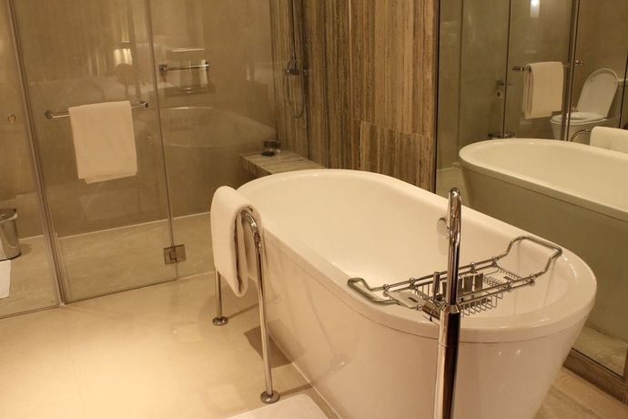 Imagen de la habitación del Hotel Courtyard By Marriott Pune Hinjewadi. Foto 6