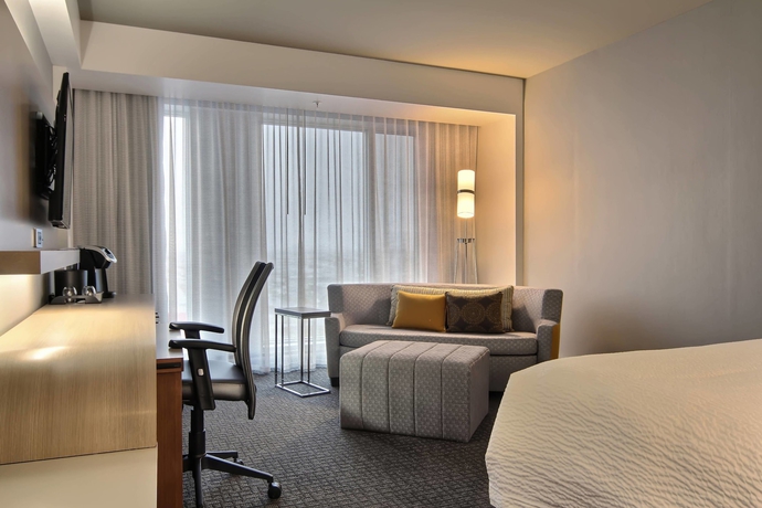 Imagen de la habitación del Hotel Courtyard By Marriott Quebec City. Foto 6