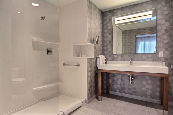 Imagen de la habitación del Hotel Courtyard By Marriott Quebec City. Foto 7