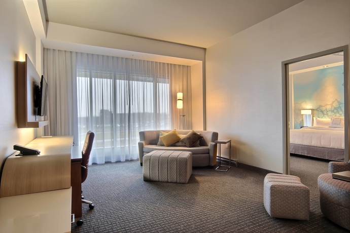 Imagen de la habitación del Hotel Courtyard By Marriott Quebec City. Foto 9