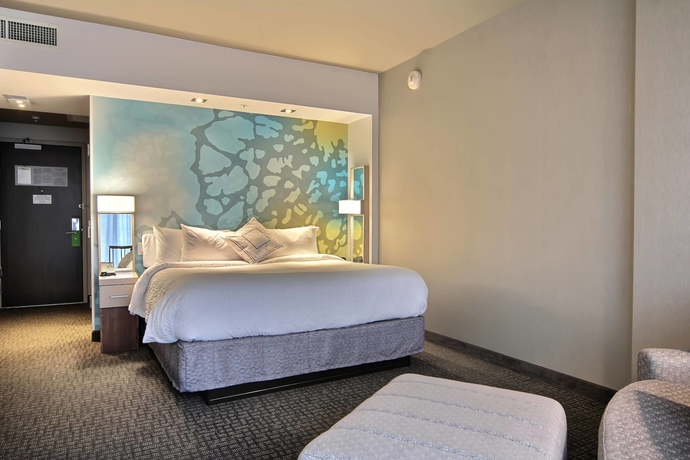 Imagen de la habitación del Hotel Courtyard By Marriott Quebec City. Foto 10